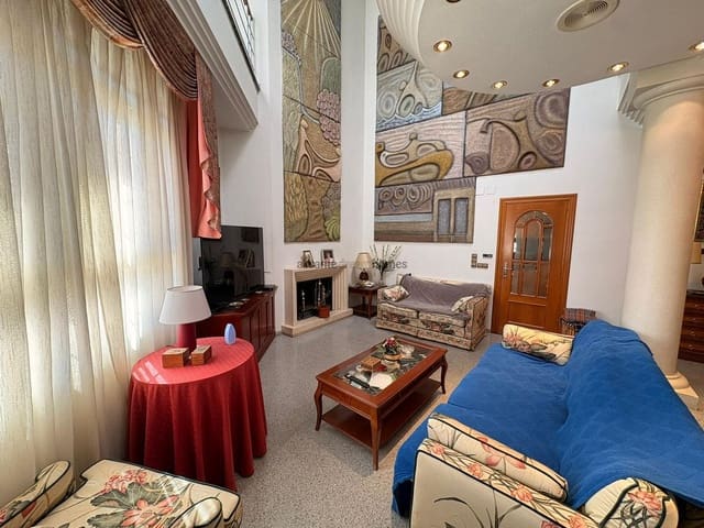 6 soverom Villa til salgs i Sax med svømmebasseng garasje - € 599 995 (Ref: 9598624)