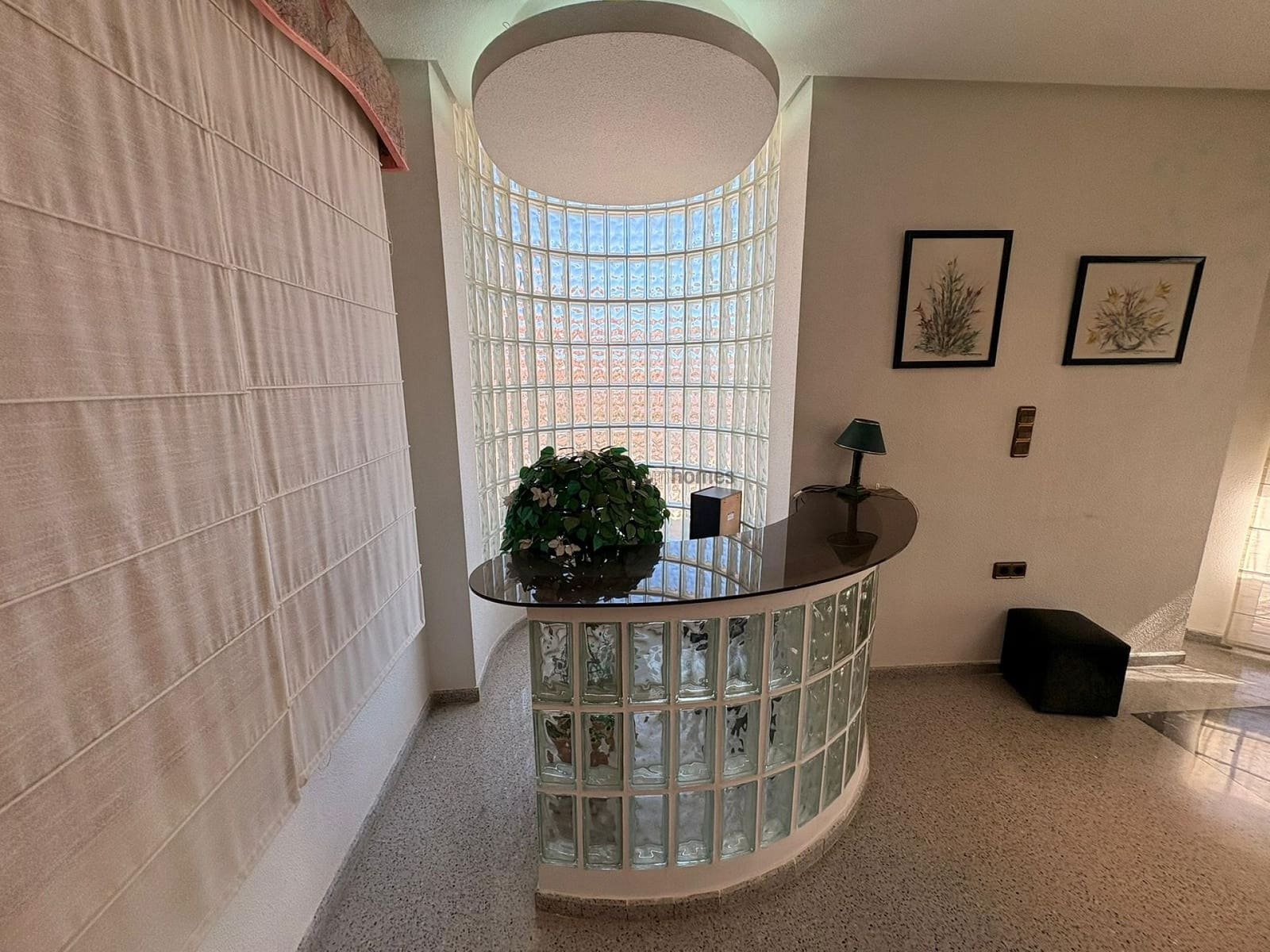 6 soverom Villa til salgs i Sax med svømmebasseng garasje - € 599 995 (Ref: 9598624)