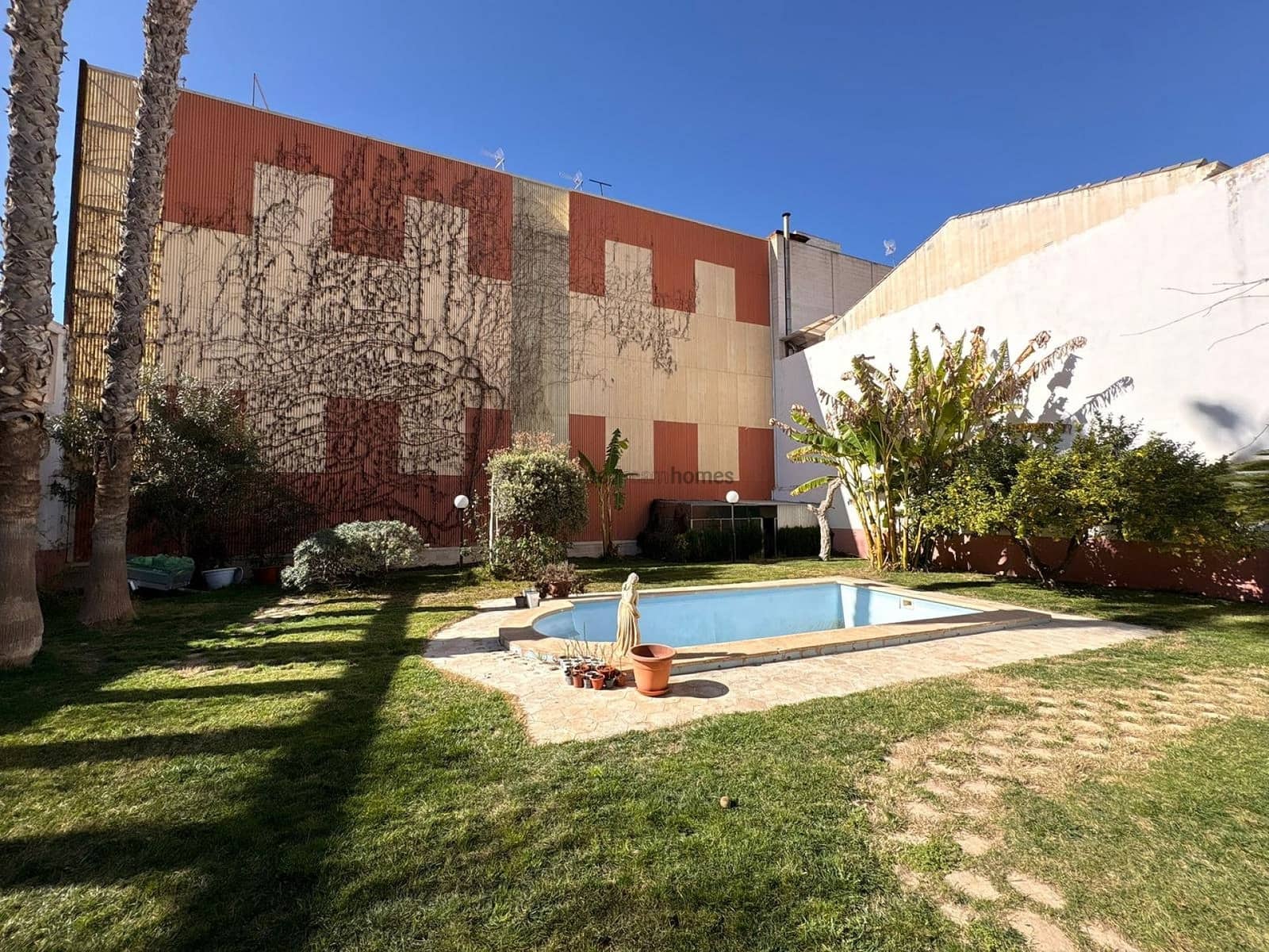 6 soverom Villa til salgs i Sax med svømmebasseng garasje - € 599 995 (Ref: 9598624)