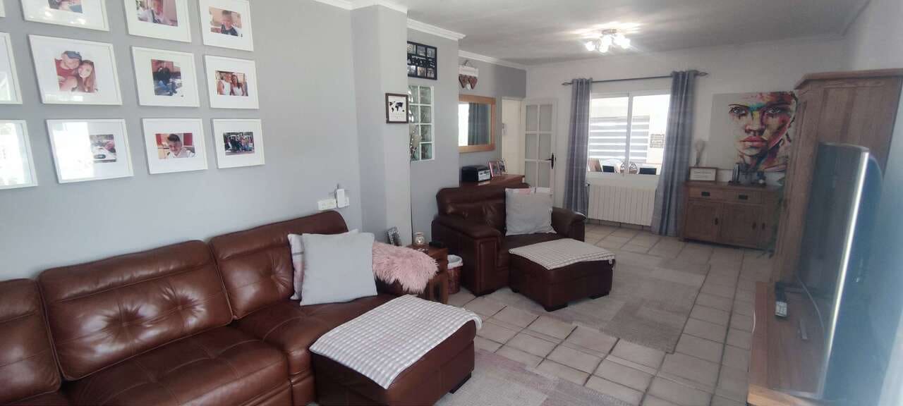 4 soverom Villa til salgs i Sax med svømmebasseng - € 495 995 (Ref: 9598625)