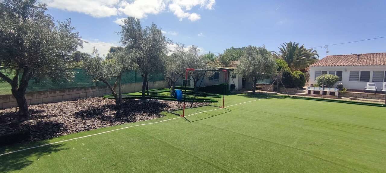 4 soverom Villa til salgs i Sax med svømmebasseng - € 495 995 (Ref: 9598625)