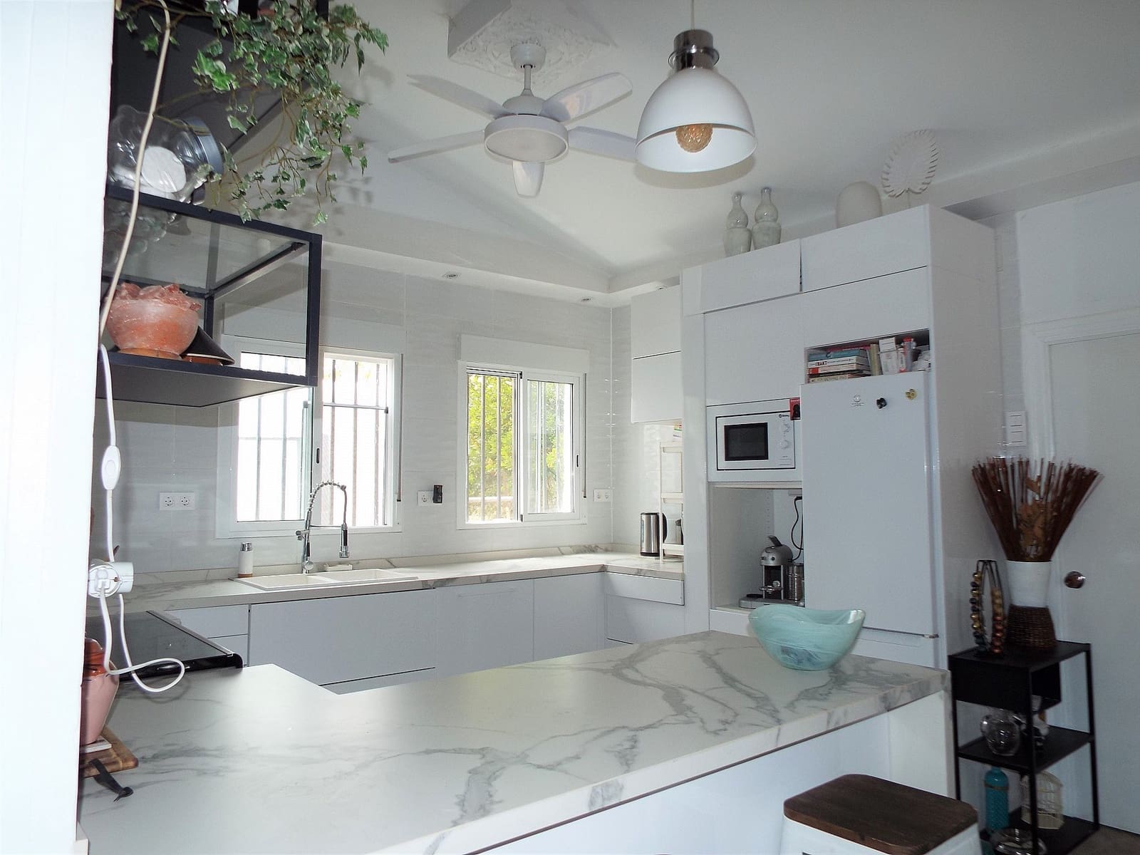 3 slaapkamer Villa te koop in Caudete met zwembad garage - € 257.000 (Ref: 9600914)