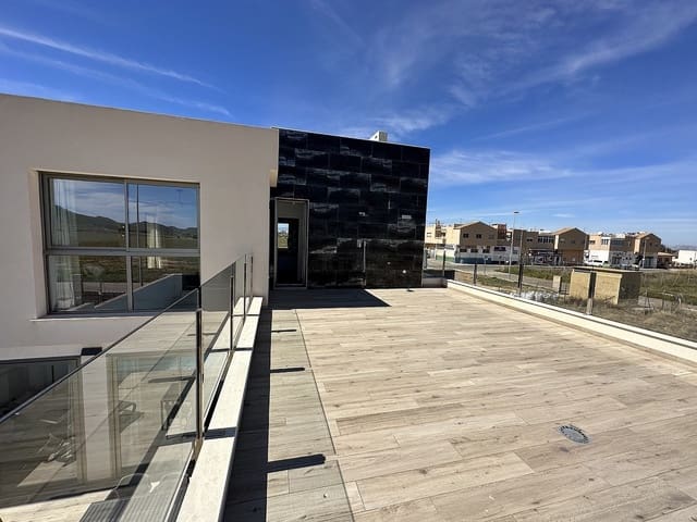 Chalet de 3 habitaciones en Los Belones, Cartagena en venta con piscina - 469.950 € (Ref: 9600924)