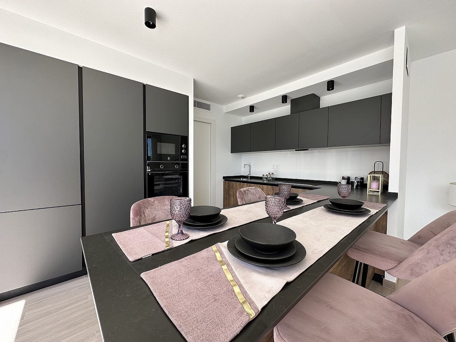 Chalet de 3 habitaciones en Los Belones en venta con piscina - 469.950 € (Ref: 9600924)