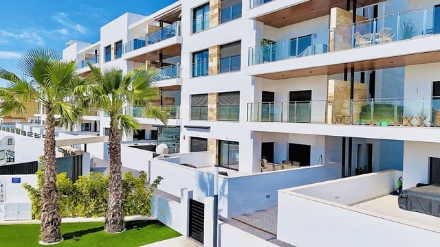 2 bedroom Penthouse for sale in Playa Flamenca, Orihuela with pool - € 529,950 (Ref: 9600943)