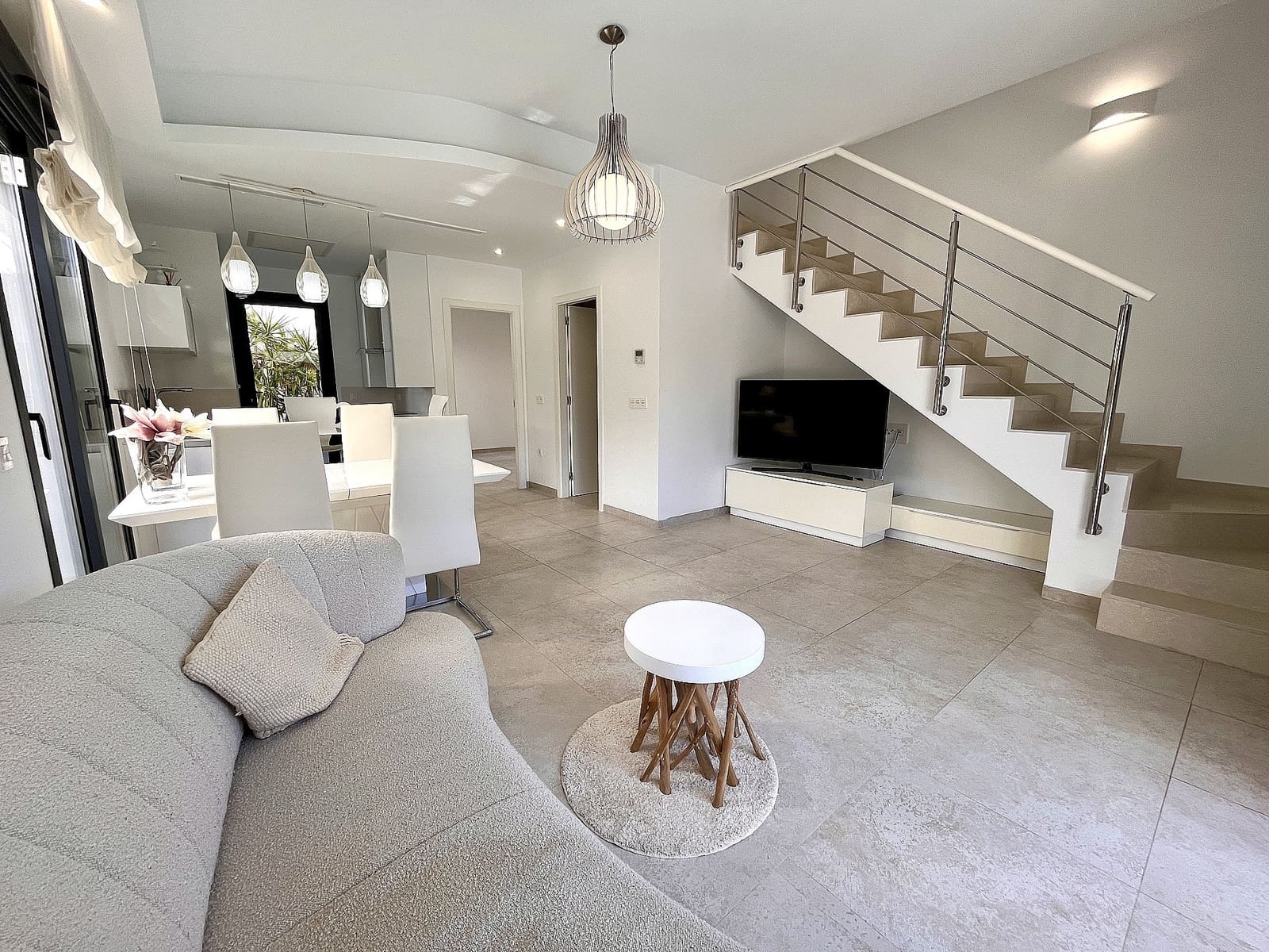 3 soverom Hus til salgs i Villamartin med svømmebasseng - € 350 000 (Ref: 9600947)