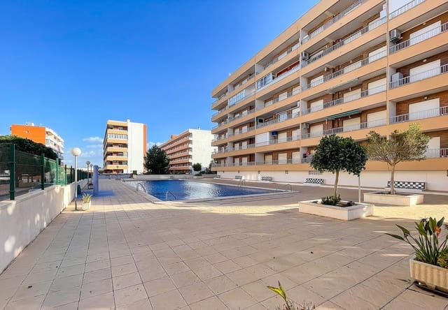 2 chambre Appartement à vendre à Punta Prima, Orihuela avec piscine - 236 000 € (Ref: 9600955)