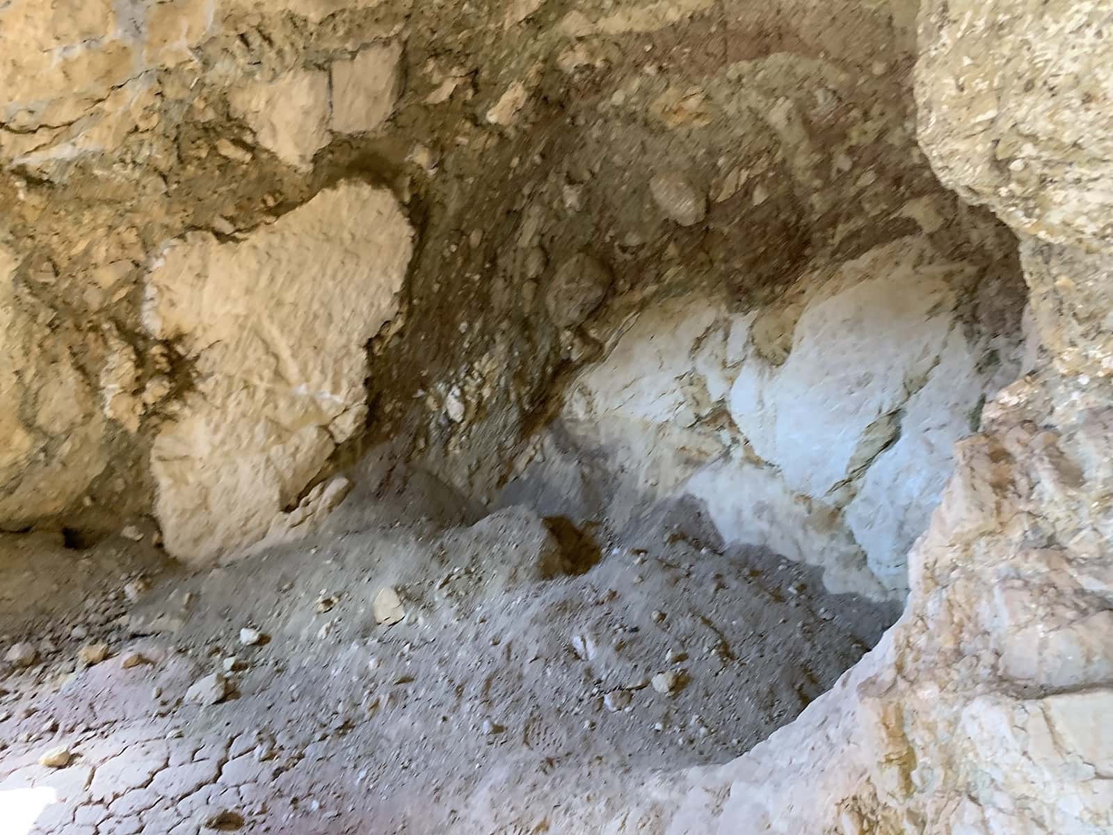 5 chambre Maison Troglodyte à vendre à Macisvenda - 29 000 € (Ref: 9600965)