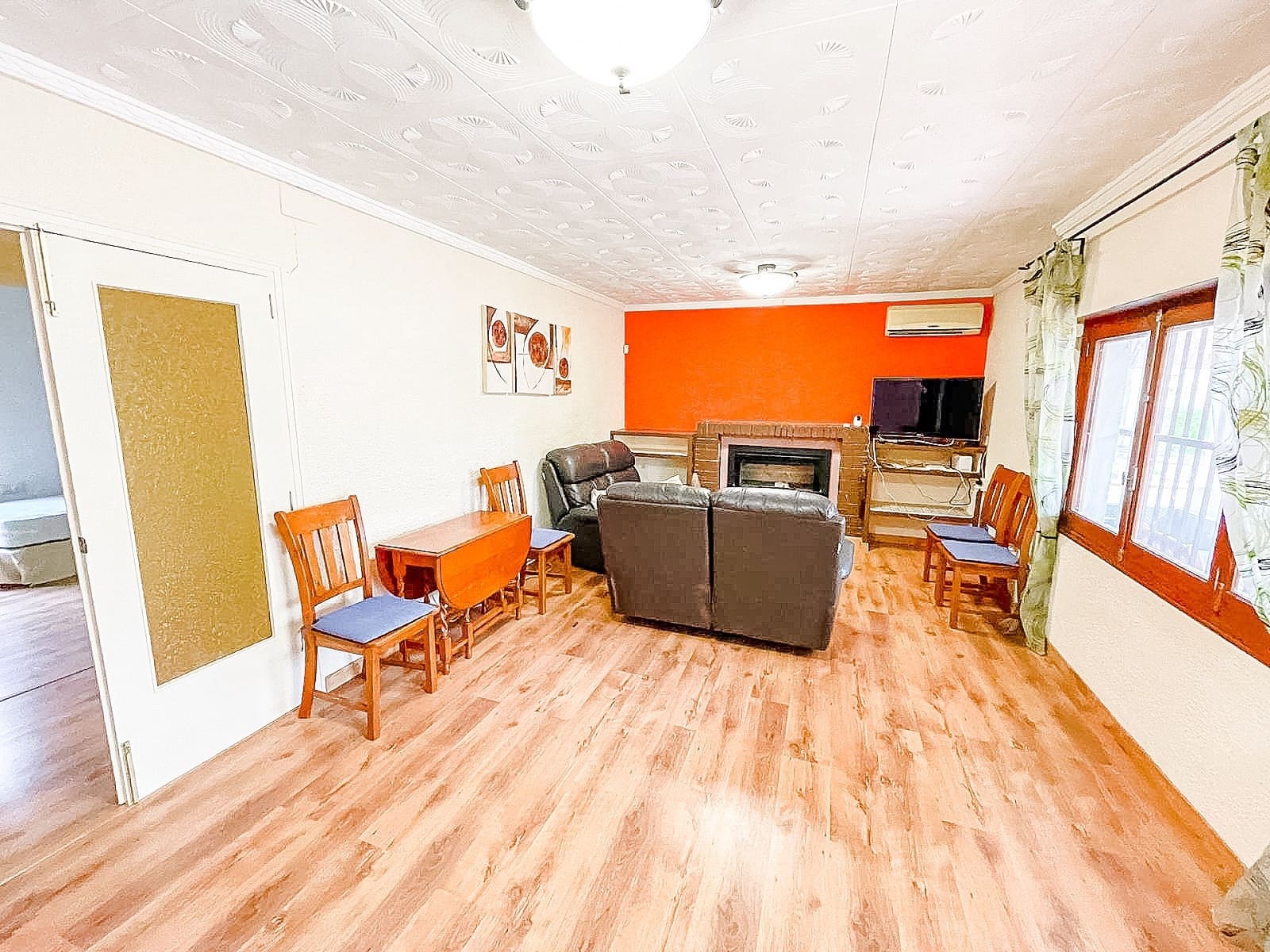 4 makuuhuone Huvila myytävänä paikassa Tibi mukana uima-altaan 
autotalli - 220 000 € (Ref: 9604557)