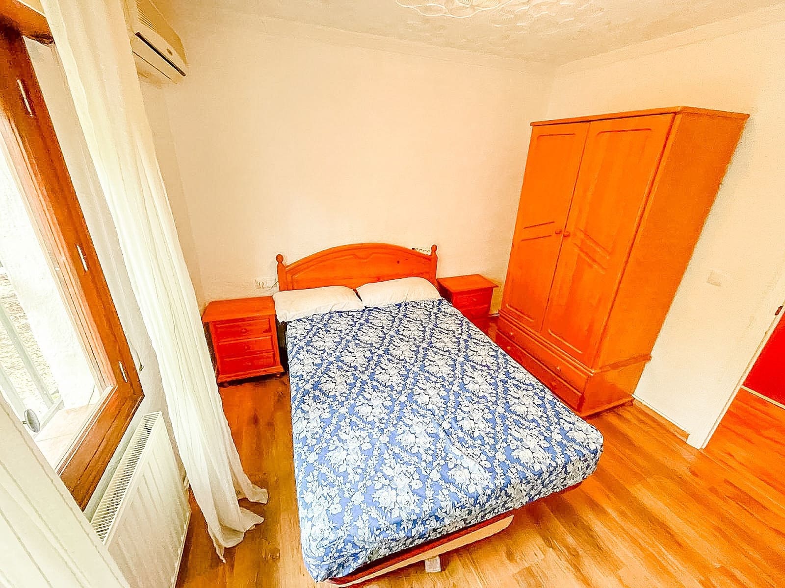 4 makuuhuone Huvila myytävänä paikassa Tibi mukana uima-altaan 
autotalli - 220 000 € (Ref: 9604557)