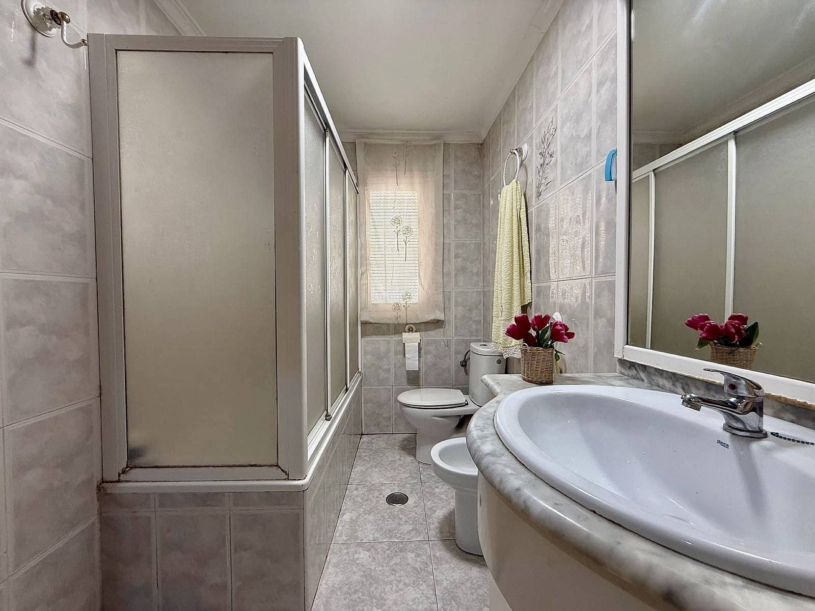 5 makuuhuone Huoneisto myytävänä paikassa Pinoso - 130 000 € (Ref: 9610772)