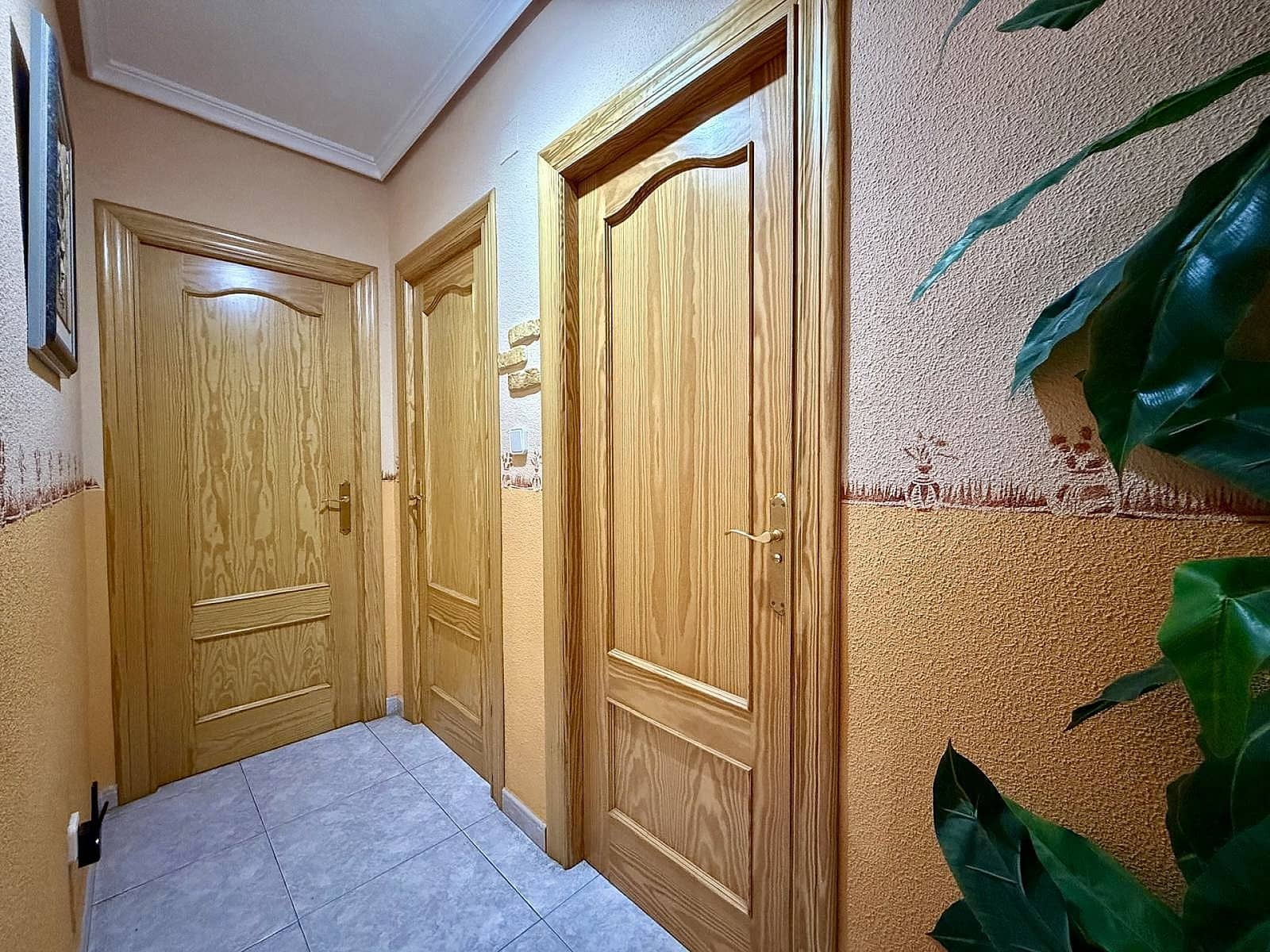 5 makuuhuone Huoneisto myytävänä paikassa Pinoso - 130 000 € (Ref: 9610772)