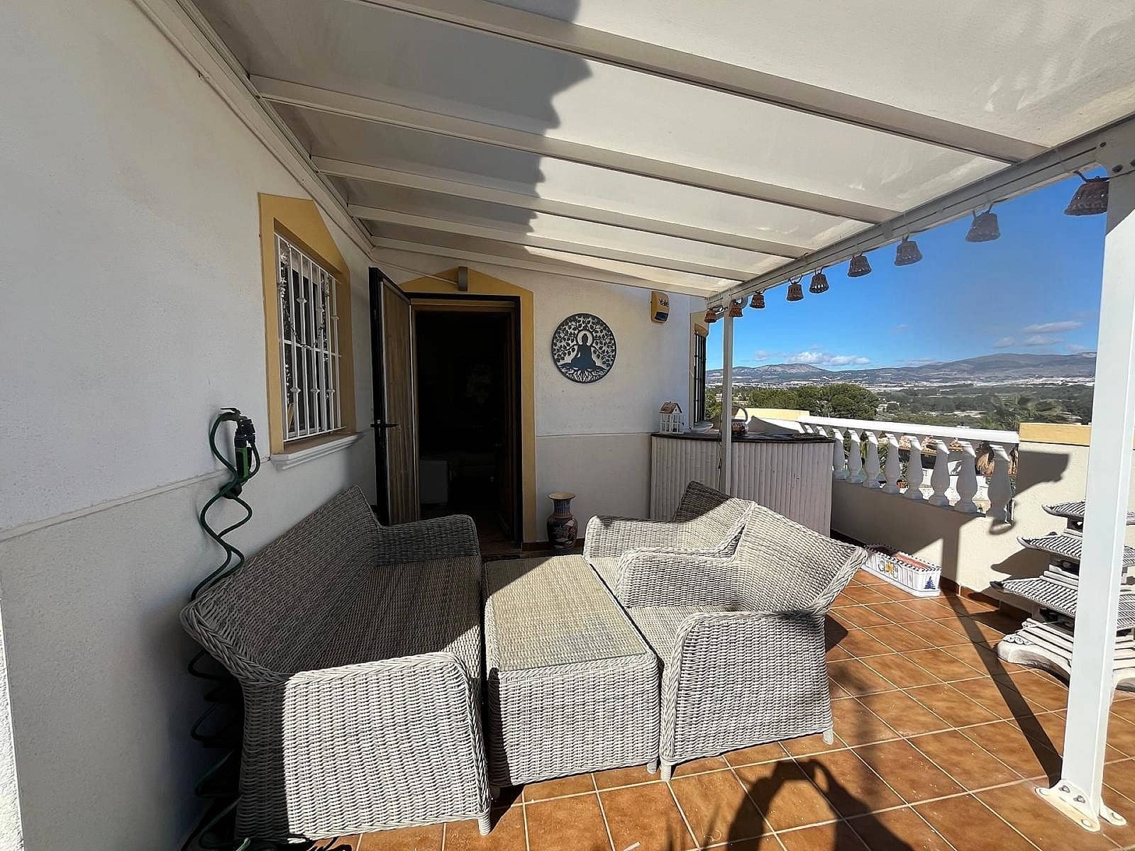 3 bedroom Villa for sale in Castalla with pool - € 260,000 (Ref: 9610773)