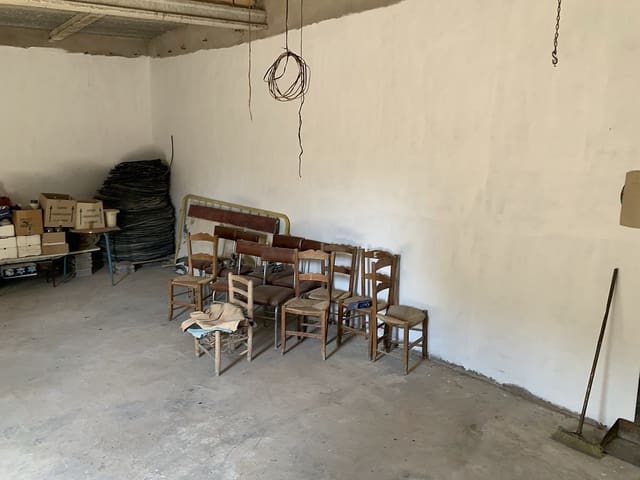 Finca/Landhuis te koop in Caudete - € 44.950 (Ref: 9625195)