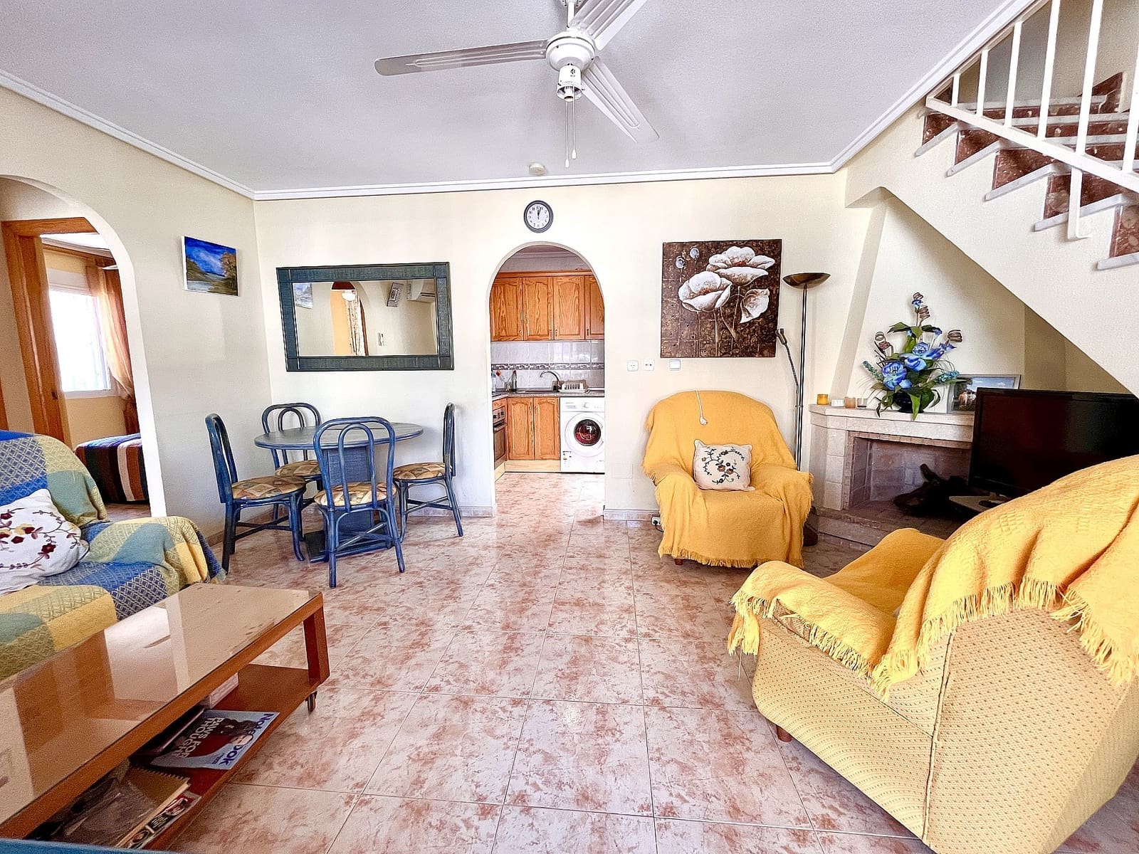 3 soveværelse Byhus til salg i Playa Flamenca med swimmingpool - € 210.000 (Ref: 9625256)