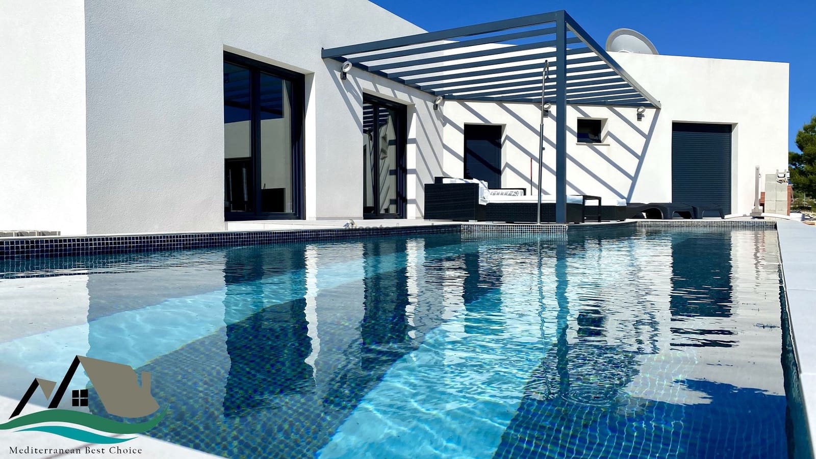 4 sypialnia Willa na sprzedaż w La Romana z basenem - 334 924 € (Ref: 9627150)