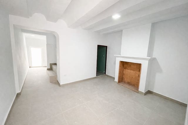 3 soverom Hus til salgs i Pinoso - € 135 000 (Ref: 9633737)