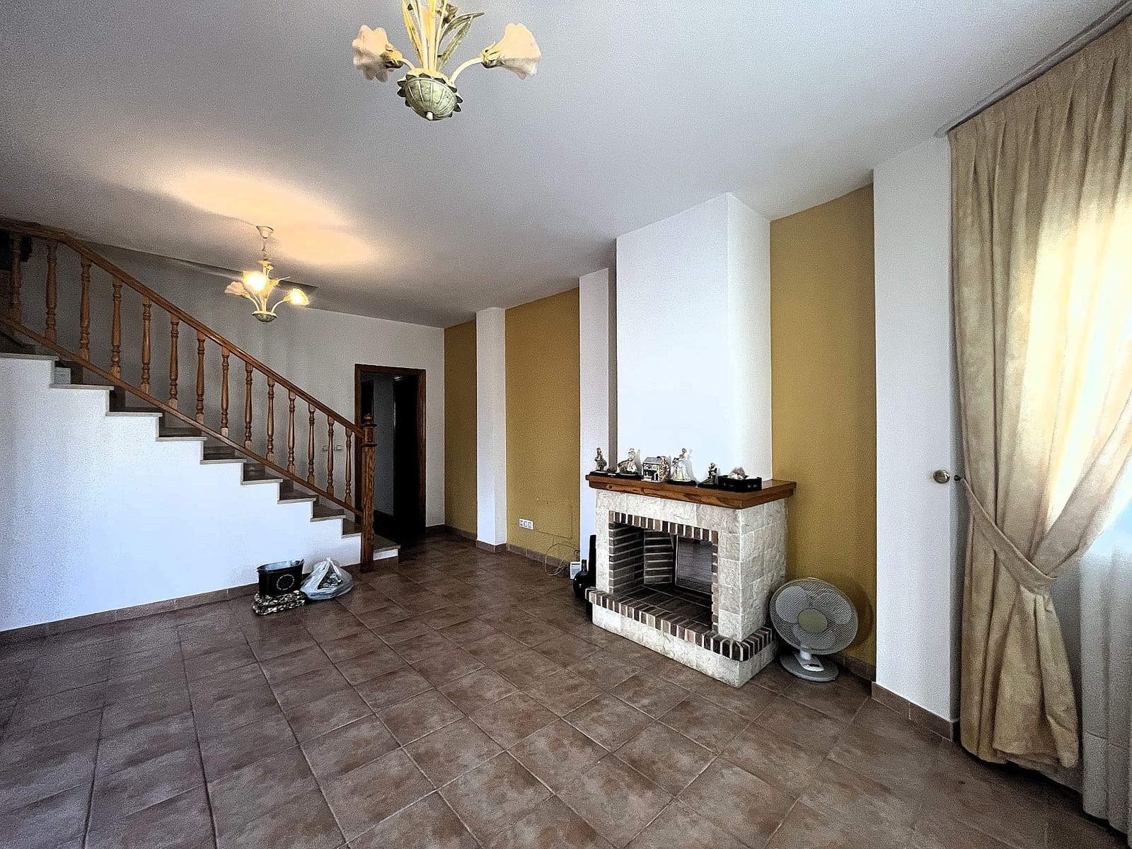 4 sovrum Villa till salu i Castalla med pool - 245 000 € (Ref: 9633739)