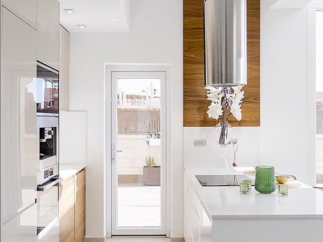 3 soverom Villa til salgs i Los Montesinos med svømmebasseng - € 399 900 (Ref: 9636305)