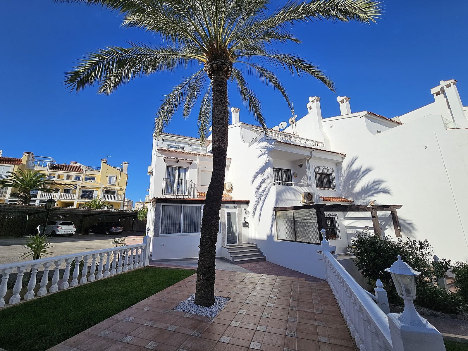 3 sypialnia Dom na sprzedaż w La Mata z basenem - 299 950 € (Ref: 9636348)