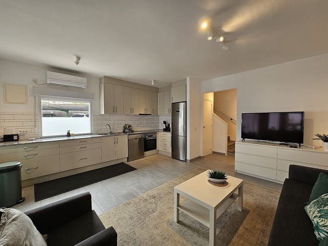 3 sypialnia Dom na sprzedaż w La Mata, Torrevieja z basenem - 299 950 € (Ref: 9636348)