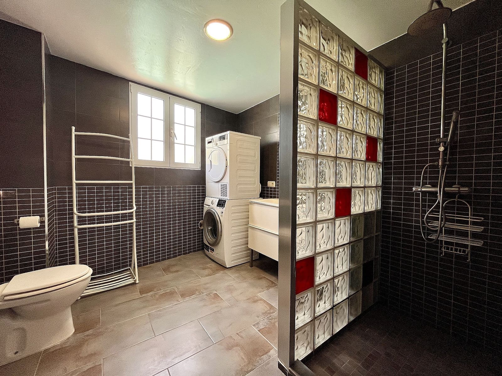 Chalet de 5 habitaciones en La Zenia en venta con piscina - 795.000 € (Ref: 9636373)