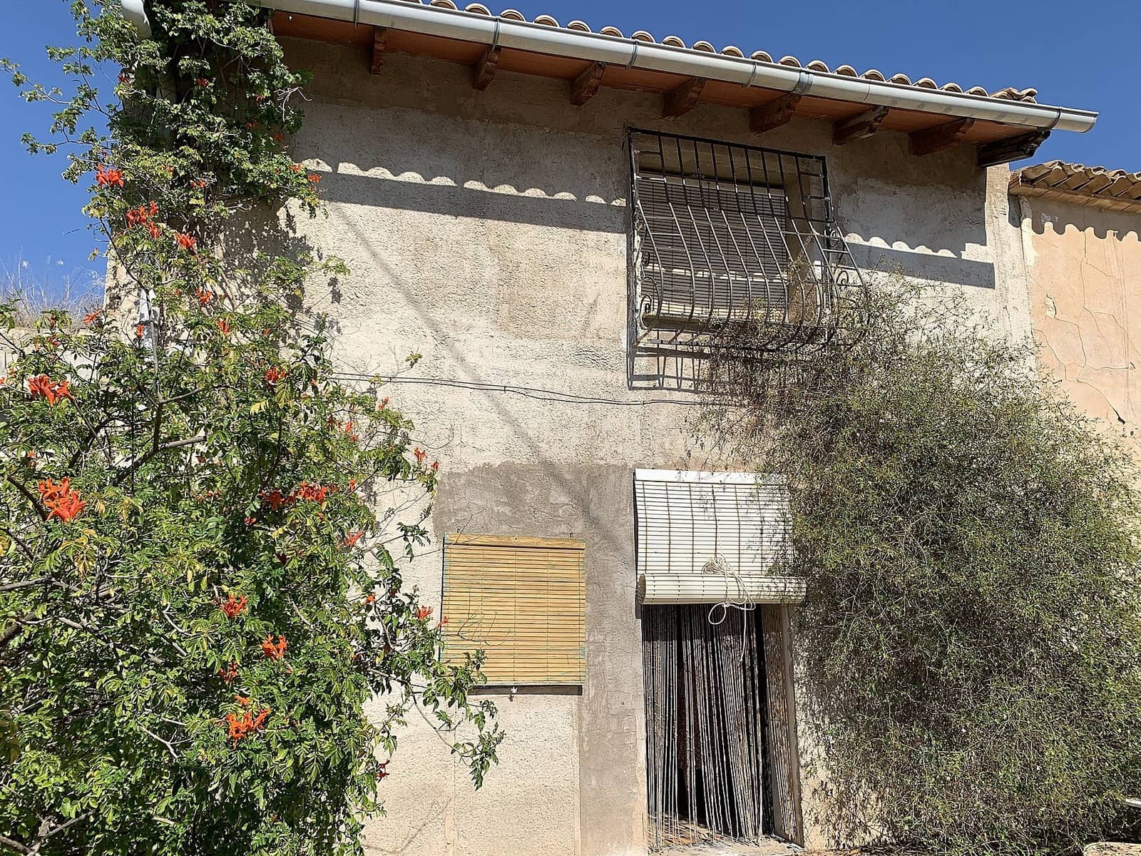 2 soverom Grottehus til salgs i El Canton med garasje - € 52 000 (Ref: 9636382)