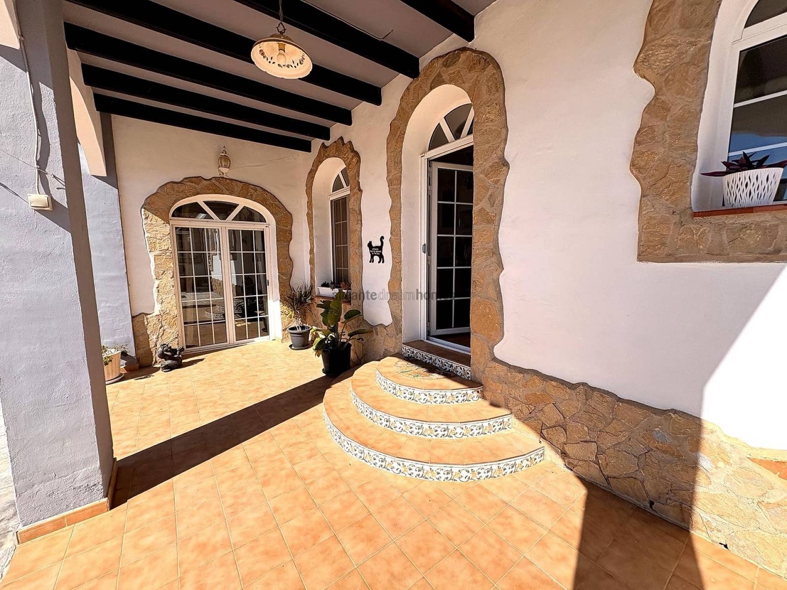 Chalet de 4 habitaciones en Monóvar / Monóver en venta con piscina - 525.000 € (Ref: 9636399)