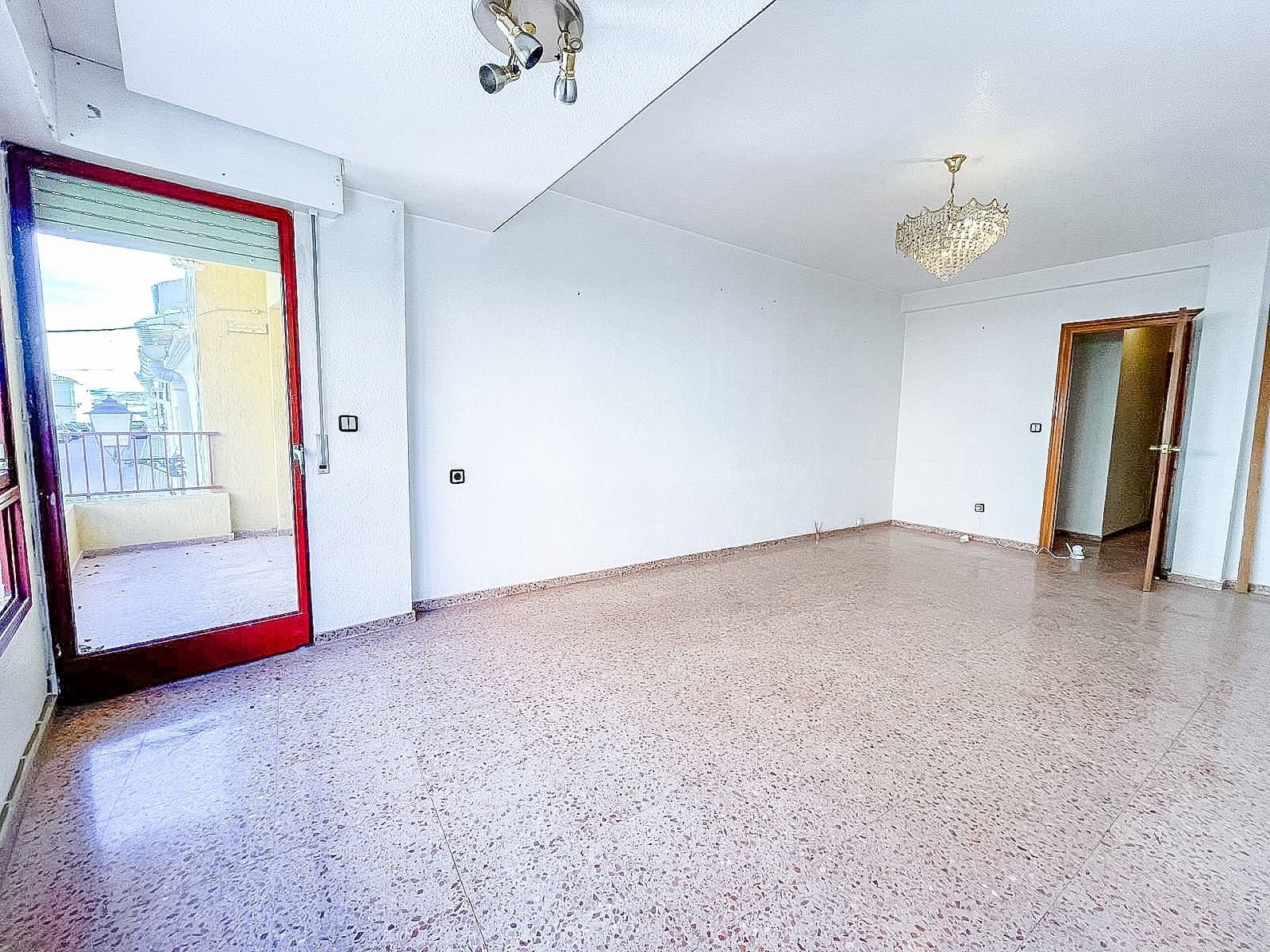 3 soveværelse Lejlighed til salg i Pinoso - € 89.500 (Ref: 9638960)