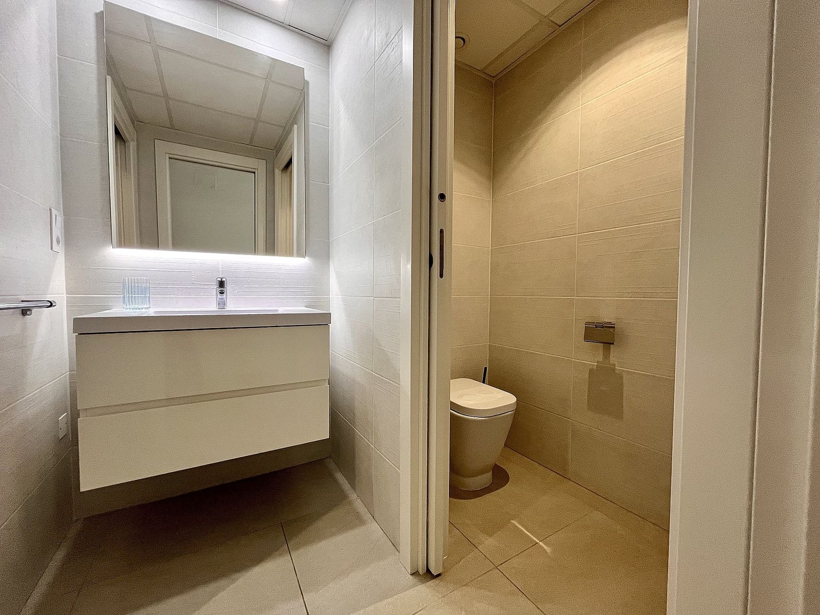 2 sypialnia Penthouse na sprzedaż w Playa Flamenca z basenem garażem - 449 950 € (Ref: 9639007)