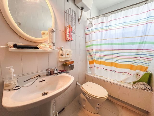 Pareado de 9 habitaciones en Sax en venta con garaje - 220.000 € (Ref: 9639049)