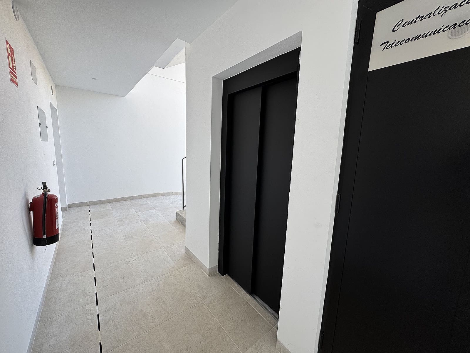 2 slaapkamer Penthouse te koop in Playa Flamenca met zwembad - € 529.950 (Ref: 9639996)