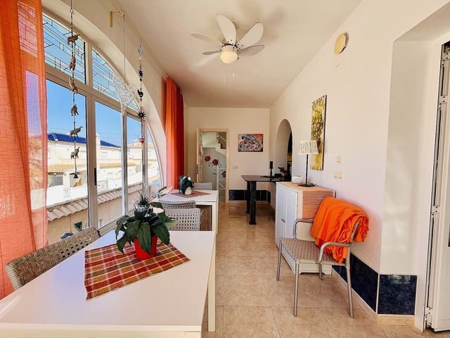 7 bedroom Villa for sale in San Miguel de Salinas with pool - € 375,000 (Ref: 9639999)