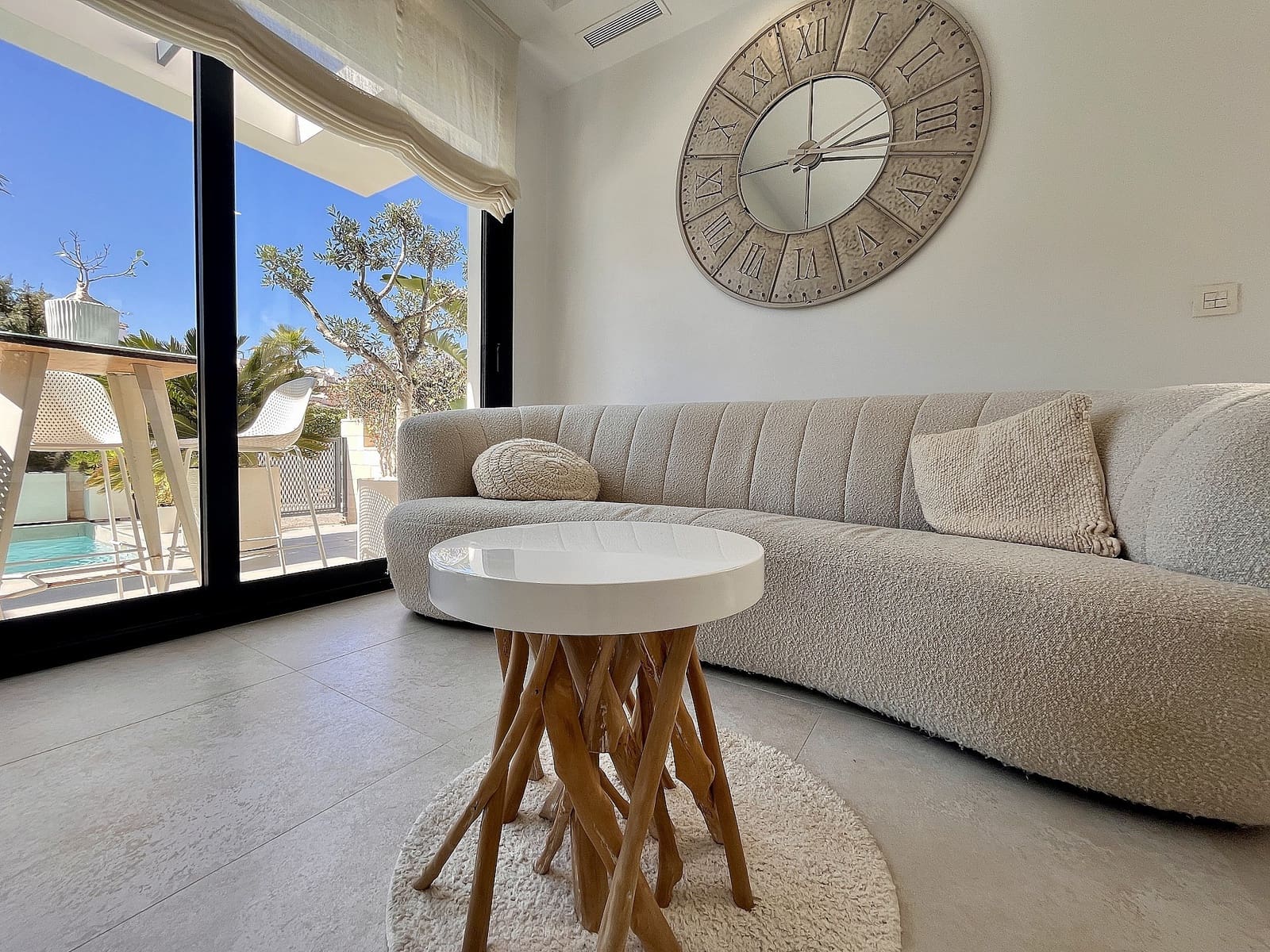 3 bedroom Townhouse for sale in Villamartin with pool - € 350,000 (Ref: 9640000)