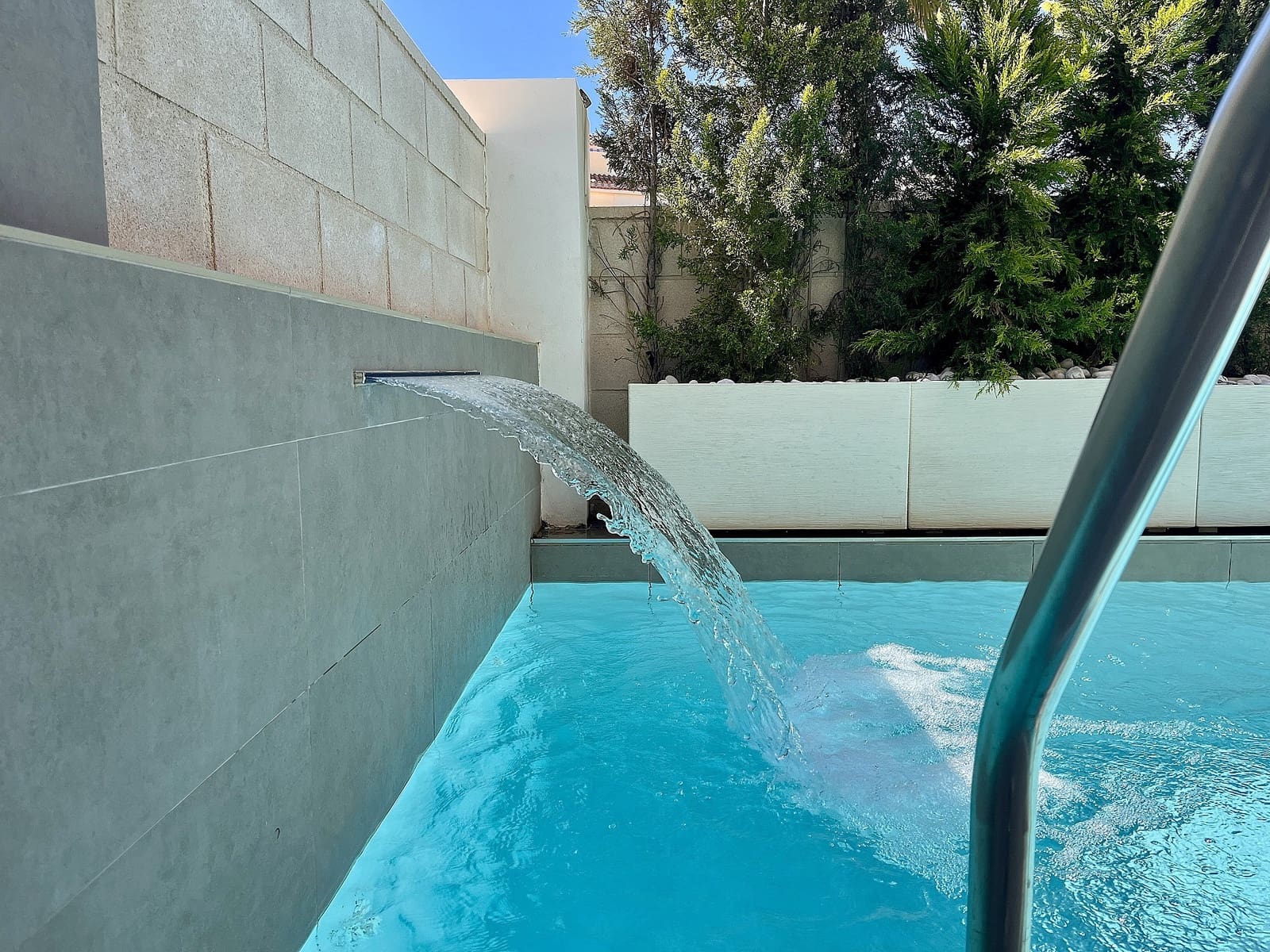 3 bedroom Townhouse for sale in Villamartin with pool - € 350,000 (Ref: 9640000)