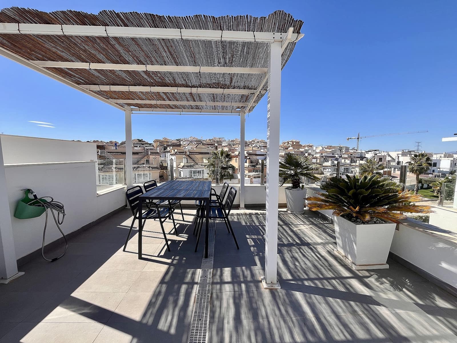 3 bedroom Townhouse for sale in Villamartin with pool - € 350,000 (Ref: 9640000)