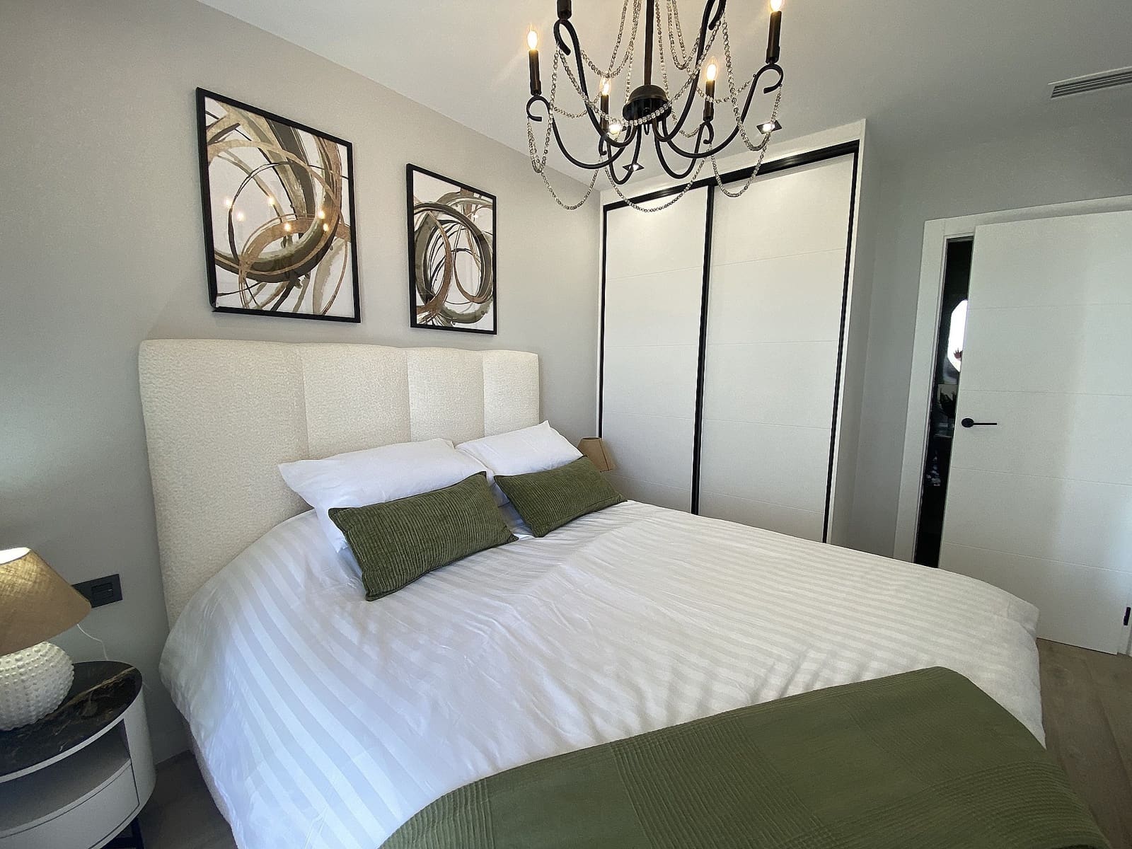 3 sovrum Bungalow till salu i Orihuela Costa med pool - 440 000 € (Ref: 9640004)