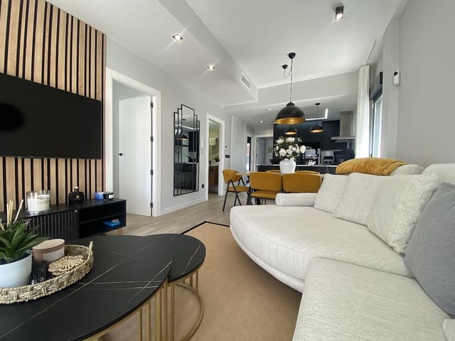 3 sovrum Bungalow till salu i Punta Prima, Orihuela med pool - 440 000 € (Ref: 9640004)