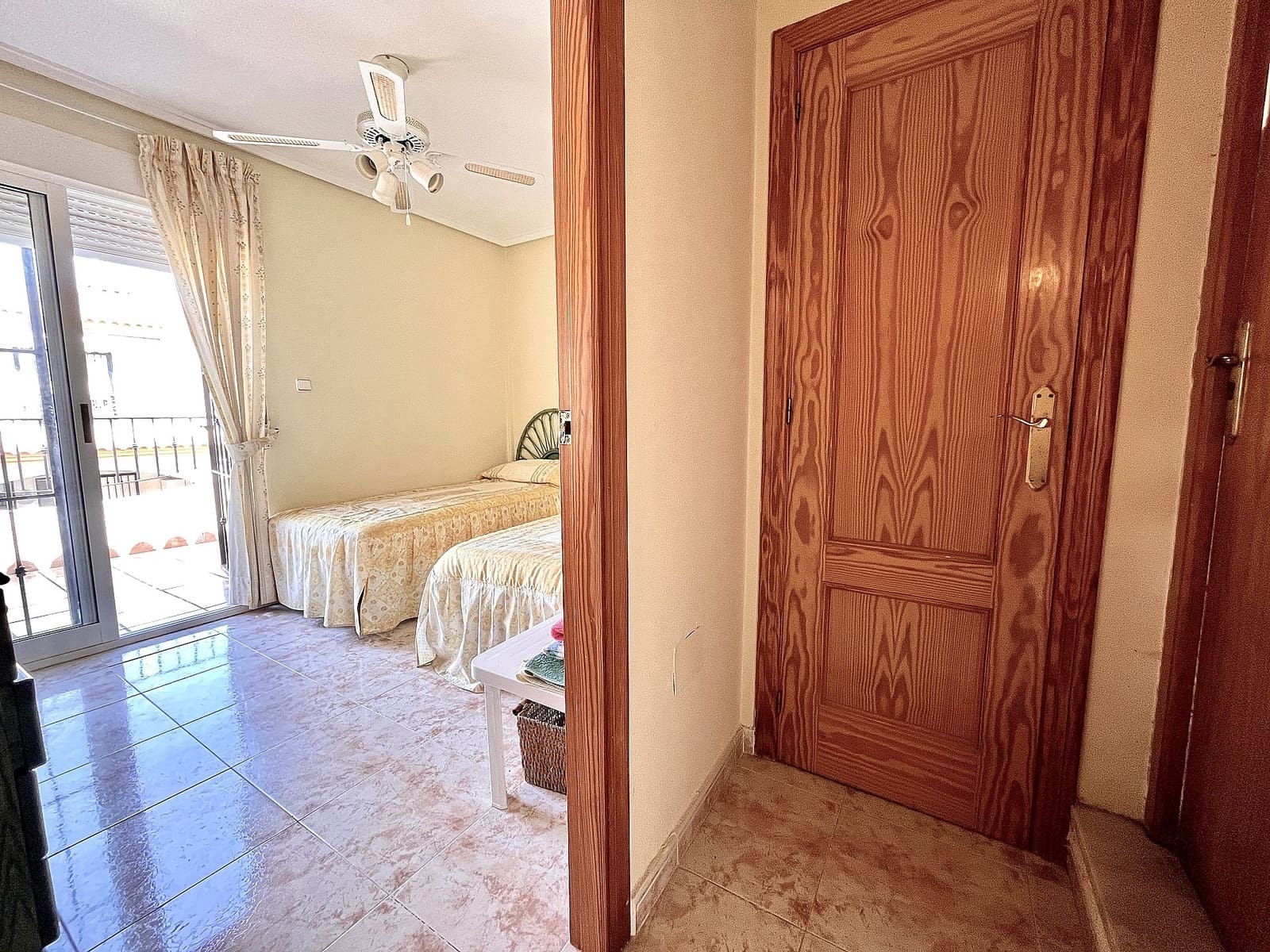 3 quarto Casa em Banda para venda em Playa Flamenca com piscina - 210 000 € (Ref: 9640009)