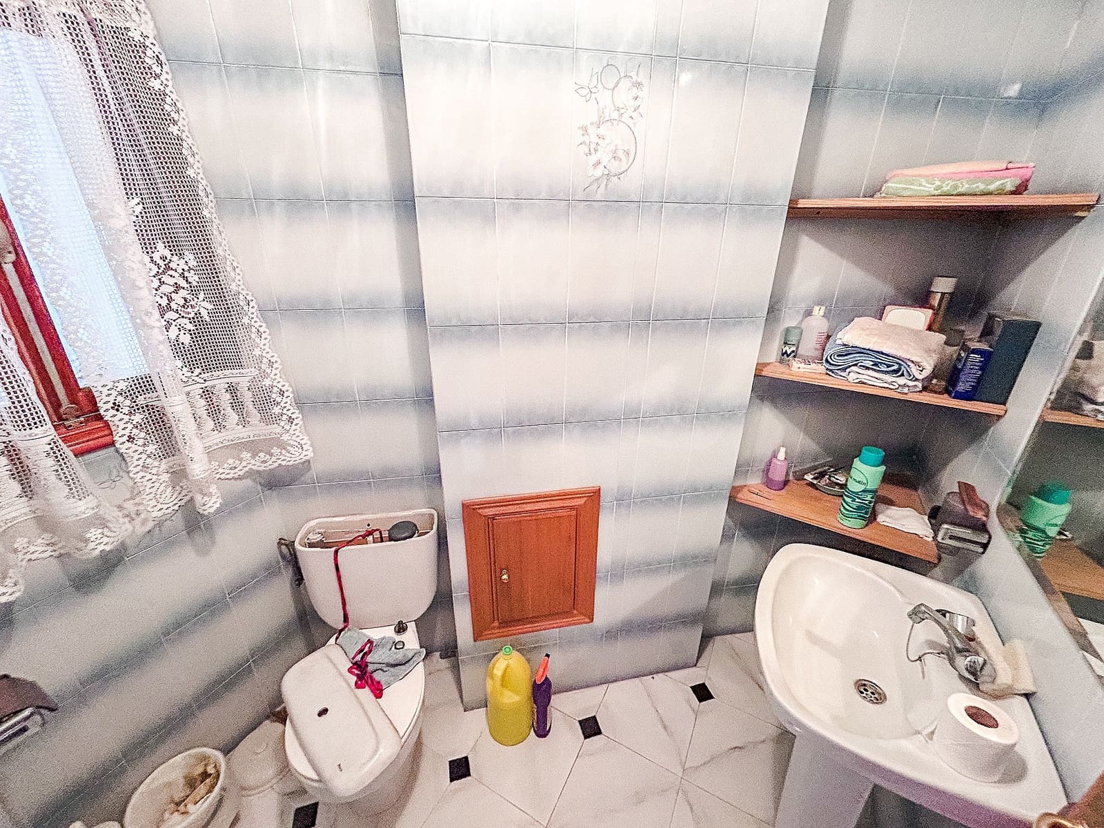 6 soverom Kommersiell til salgs i Monovar / Monover med garasje - € 199 990 (Ref: 9640022)