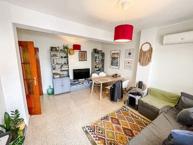 3 chambre Appartement à vendre à Barrio del Centro, Alicante ville - 245 000 € (Ref: 9640033)