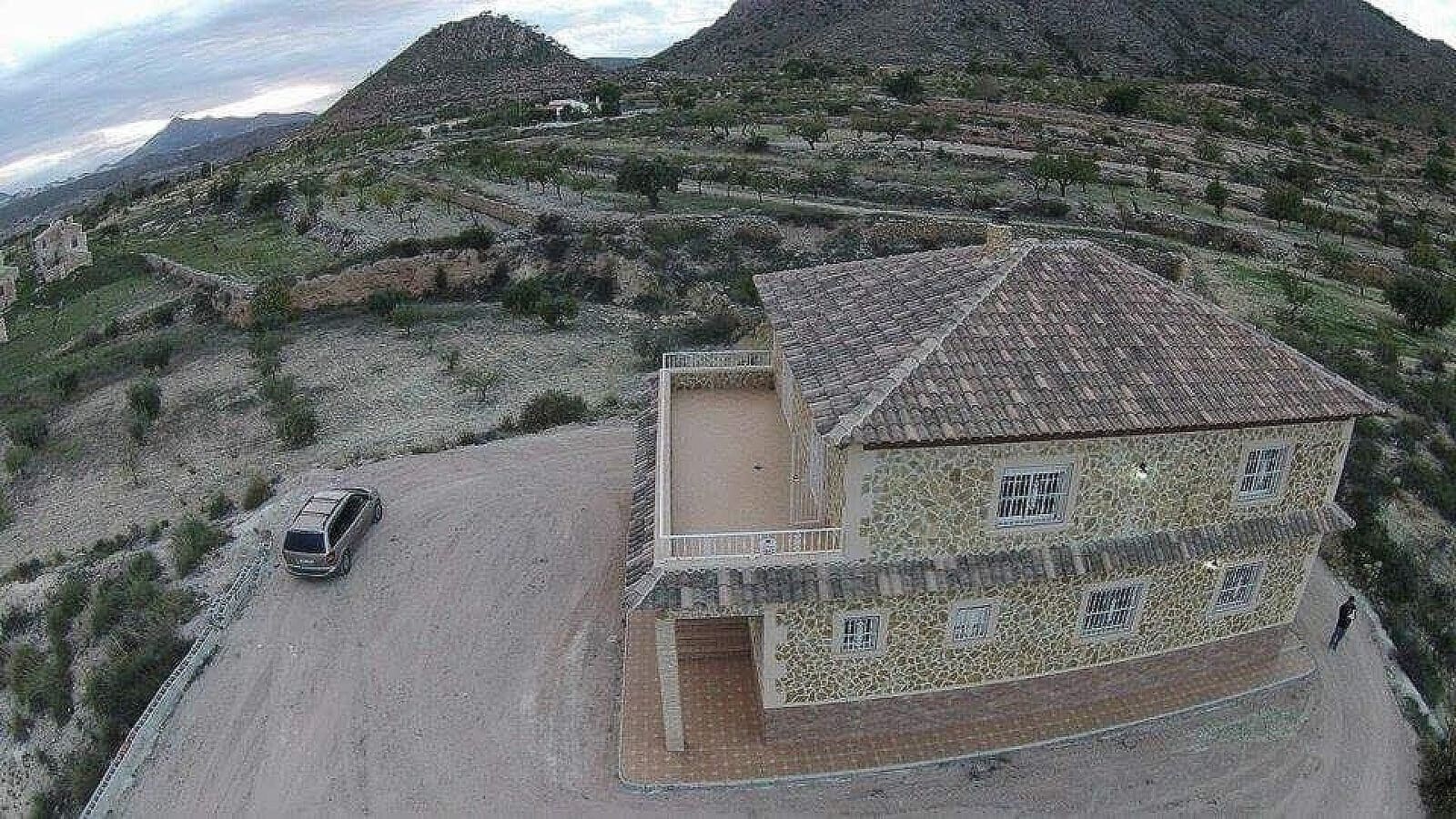 5 slaapkamer Villa te koop in Macisvenda - € 275.000 (Ref: 9647574)