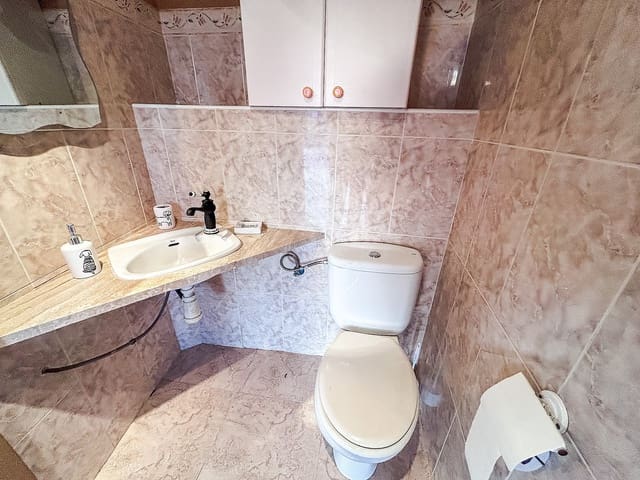 Chalet de 3 habitaciones en La Alcoraya, Alicante / Alacant ciudad en venta con piscina garaje - 290.000 € (Ref: 9647633)