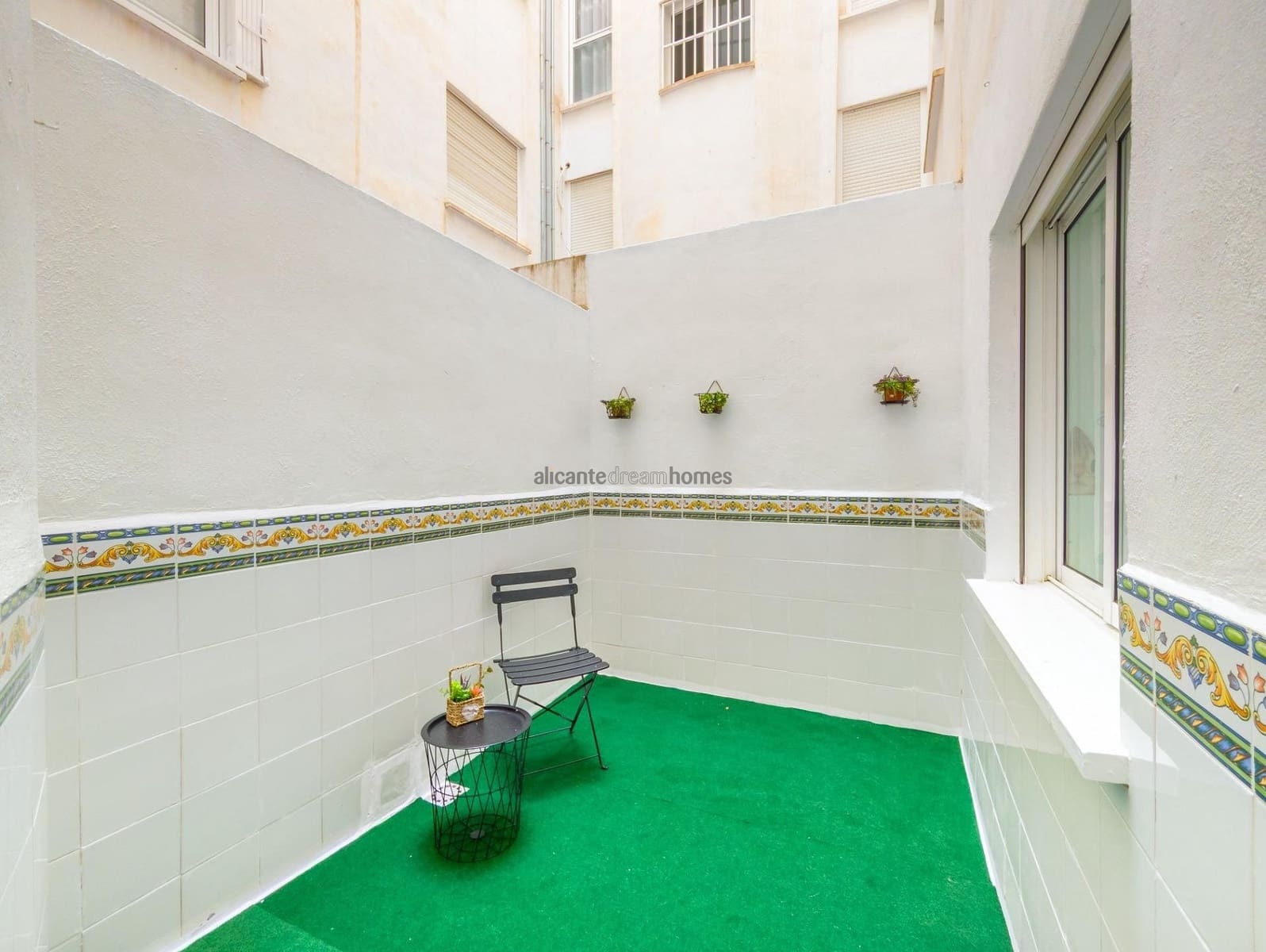 3 soveværelse Lejlighed til salg i Torrevieja - € 149.900 (Ref: 9647648)