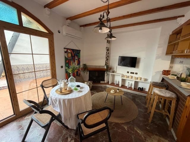 4 soverom Hus til salgs i Sax med garasje - € 249 000 (Ref: 9651109)