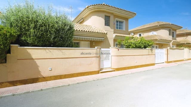 3 quarto Moradia para venda em Parque Acuático - Sector 25, Torrevieja com piscina - 360 000 € (Ref: 9651110)