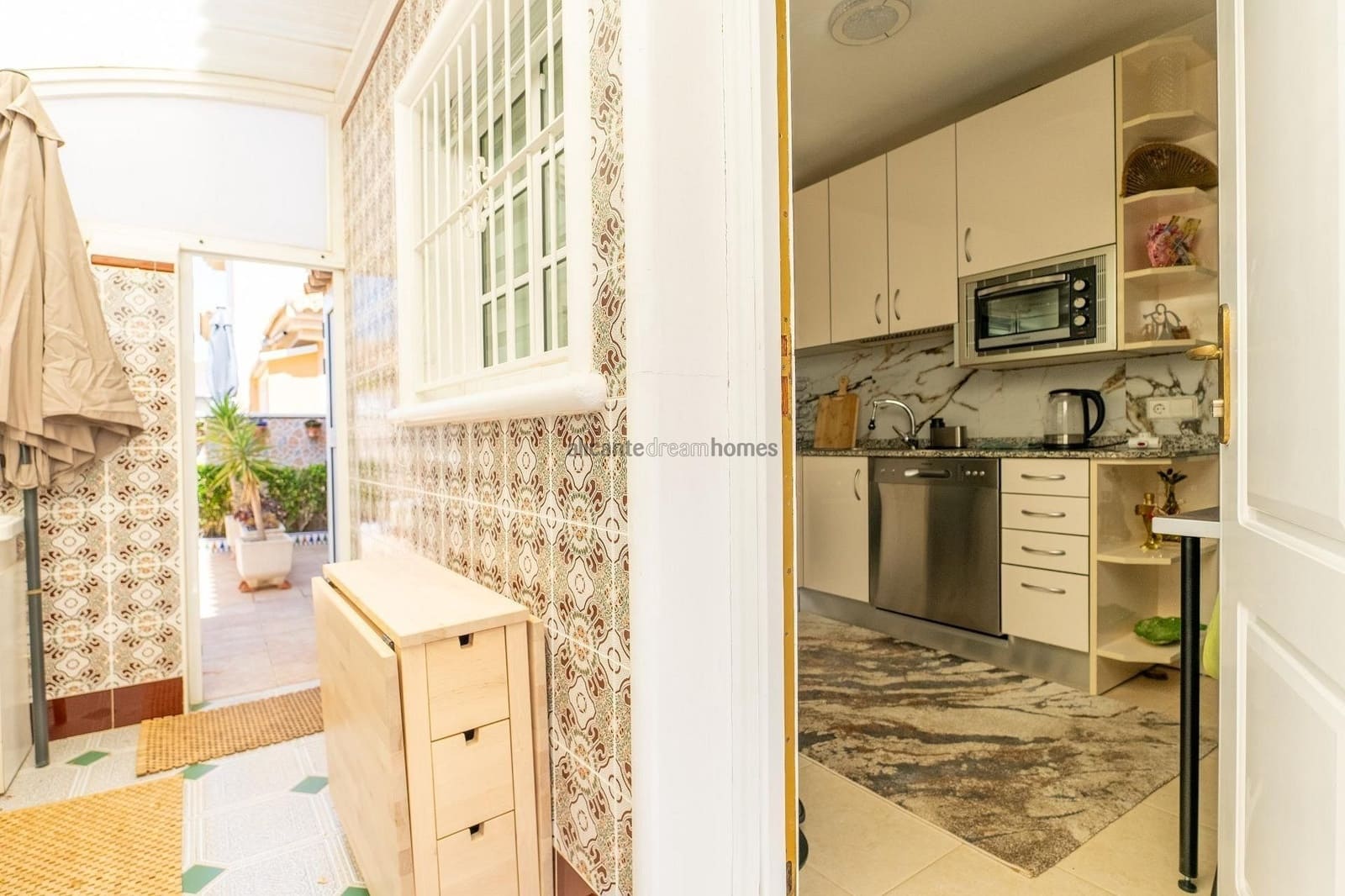 3 quarto Moradia para venda em Torrevieja com piscina - 360 000 € (Ref: 9651110)