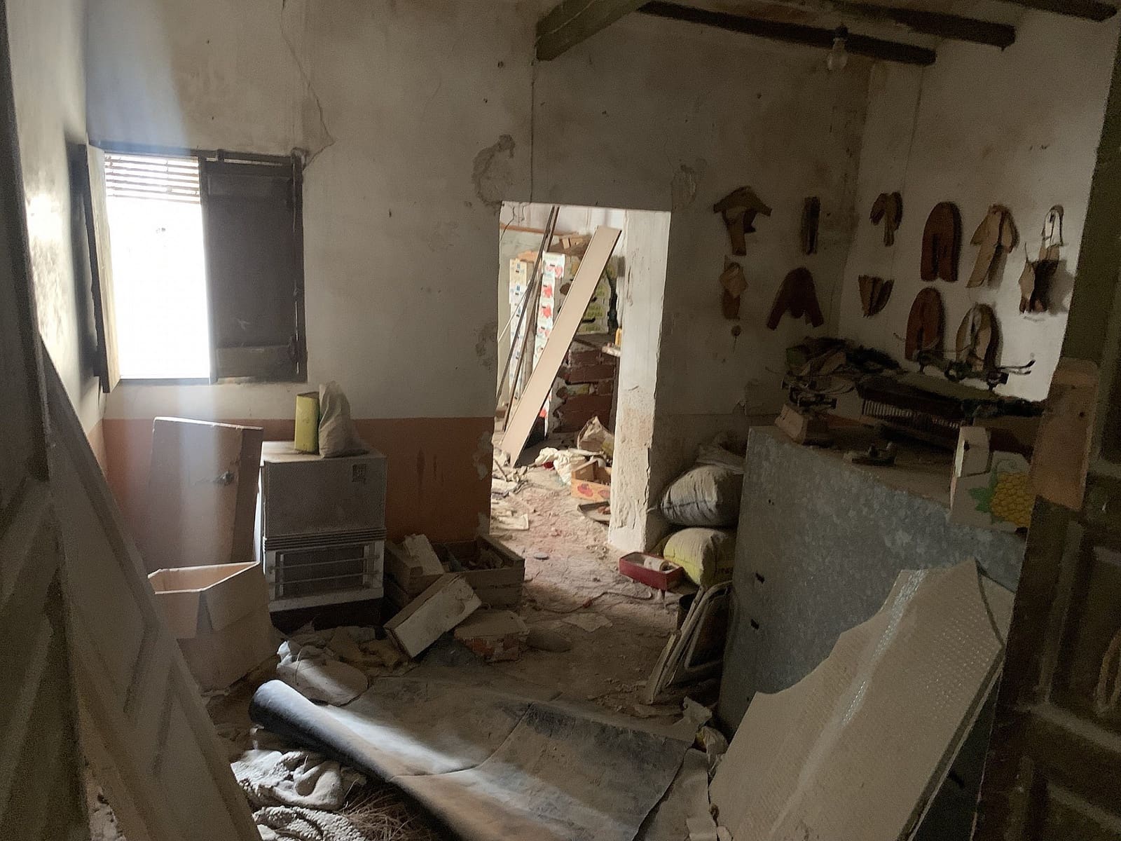 Casa de 5 habitaciones en Aspe en venta - 46.000 € (Ref: 9651125)