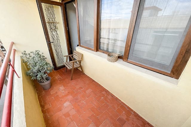 3 soverom Leilighet til salgs i Barrio del Centro, Alicante by - € 245 000 (Ref: 9651187)