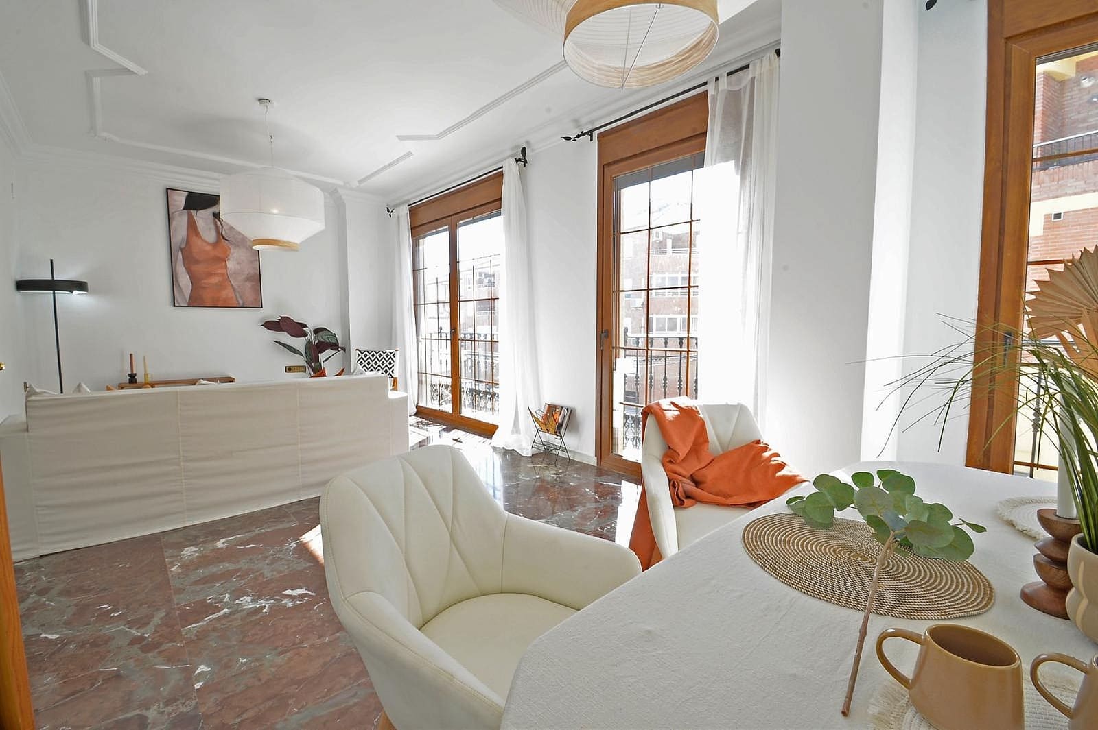 4 bedroom Townhouse for sale in Sax with garage - € 249,000 (Ref: 9651188)